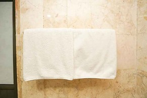 Hotel Istana Permata Dinoyo