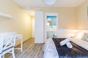 AYZ Villegas - Auto check-in property