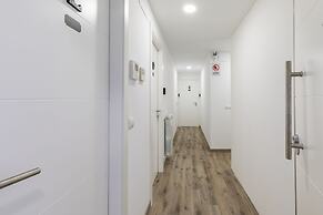 AYZ Villegas - Auto check-in property