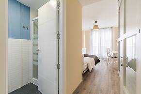 AYZ Villegas - Auto check-in property