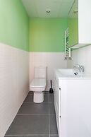 AYZ Villegas - Auto check-in property