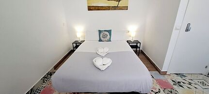 AYZ Villegas - Auto check-in property