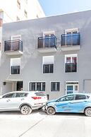 AYZ Villegas - Auto check-in property