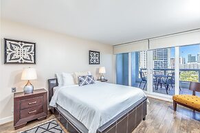 Ocean View Condo With Gorgeous Miami Sunset