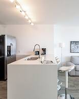 Ocean View Condo With Gorgeous Miami Sunset