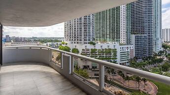 Ocean View Condo With Gorgeous Miami Sunset