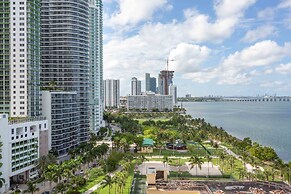 Ocean View Condo With Gorgeous Miami Sunset