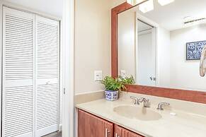 Ocean View Condo With Gorgeous Miami Sunset