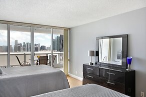 Bayfront Gem With Balcony and Pool