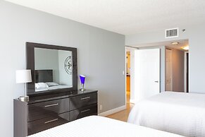 Bayfront Gem With Balcony and Pool