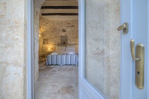 Trullo Pagliaro Cisternino by Typney