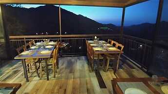 Perneia Rooms