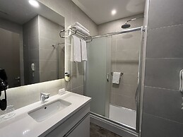 La Quinta by Wyndham Istanbul Gunesli