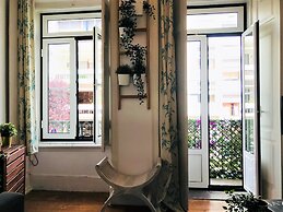 Charming Flat with Great Terrace, Best Location