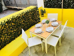 Charming Flat with Great Terrace, Best Location