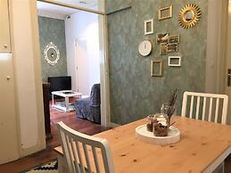 Charming Vintage Auto Check-in Flat in Baixa