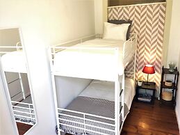 Charming Vintage Auto Check-in Flat in Baixa