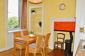 Central and Homely One Bedroom Flat