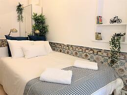 Beautiful flat with balcony & Great location