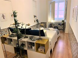 Beautiful flat with balcony & Great location