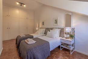 Beautiful flat with balcony & Great location