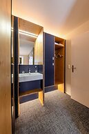 Villars Lodge