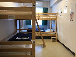 Guesthouse Shiawase Eki - Hostel
