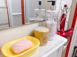 Guesthouse Shiawase Eki - Hostel