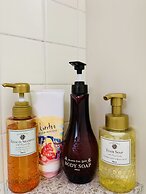 Guesthouse Shiawase Eki - Hostel