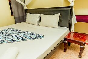 Kilimanjaro Summit Lodge