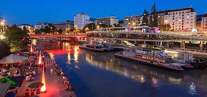 Skyflats Vienna Ring View