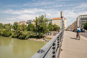 Skyflats Vienna Ring View