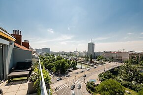 Skyflats Vienna Ring View