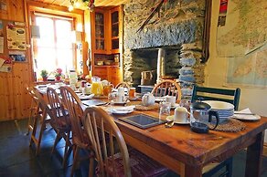 Bryn Elltyd Eco Self-Catering