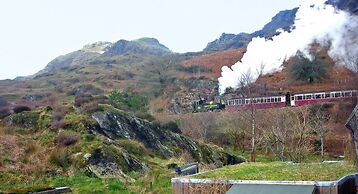 Bryn Elltyd Eco Self-Catering