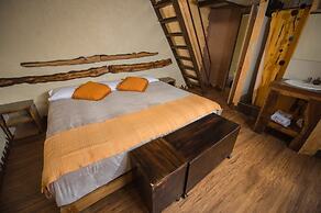 Andahuaylillas Lodge Town