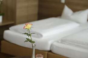 Alexander Business Hotel