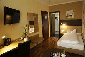 Alexander Business Hotel