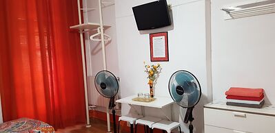 Hostal Loyola - Hostel