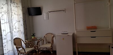 Hostal Loyola - Hostel