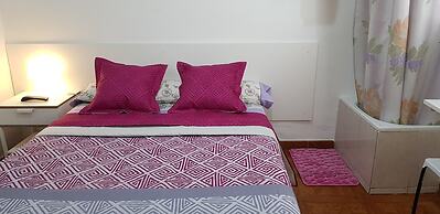 Hostal Loyola - Hostel