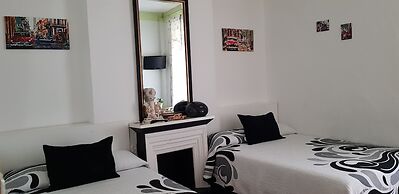 Hostal Loyola - Hostel