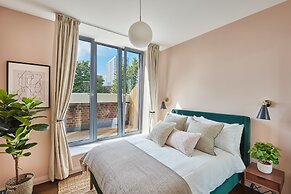 Designer City Centre Apartment