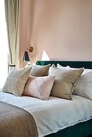 Designer City Centre Apartment