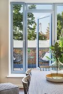 Designer City Centre Apartment