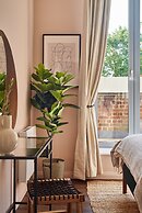 Designer City Centre Apartment