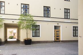 2ndhomes 2BR apartment by the Esplanade Park