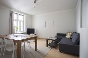 2ndhomes 2BR apartment by the Esplanade Park