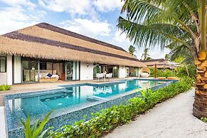 Pullman Maldives Resort