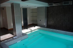 Urbana Apartments 413